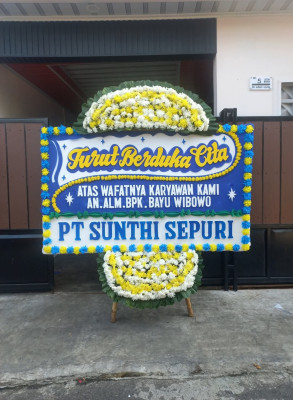 Papan Bunga Duka di Loano