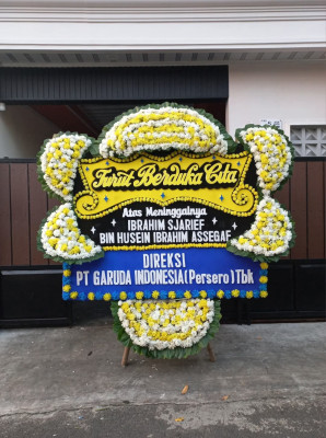 Papan Bunga Duka di Loano